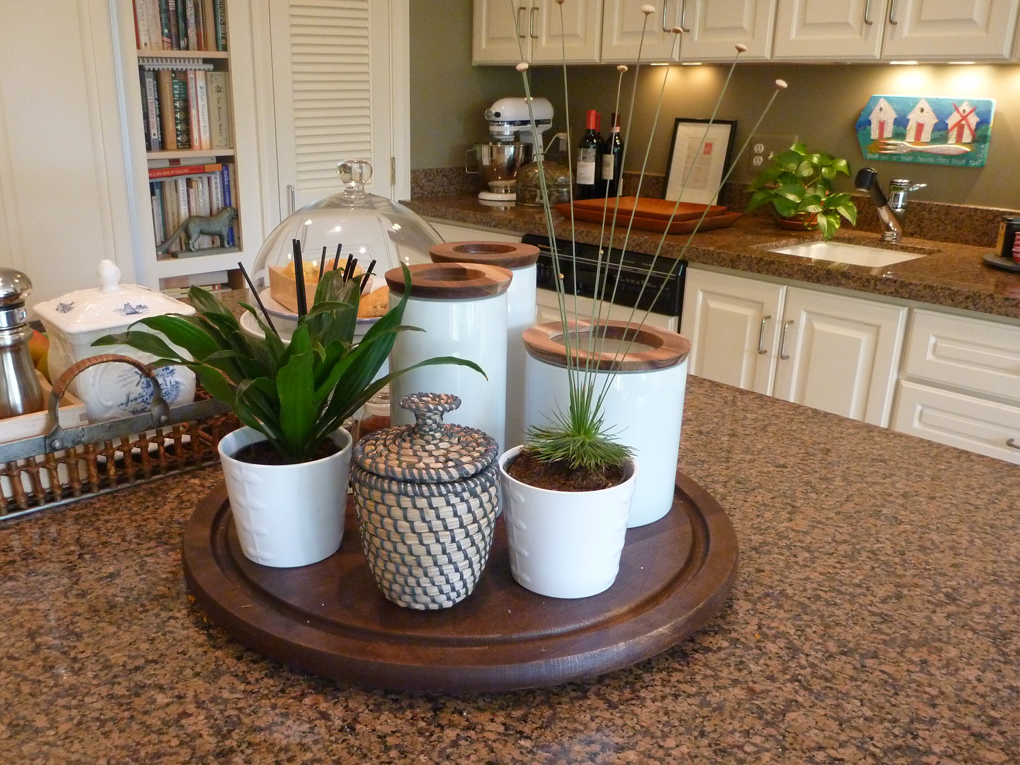 Transform Your Cooking Experience with This Massive 10-foot Kitchen Island Decor