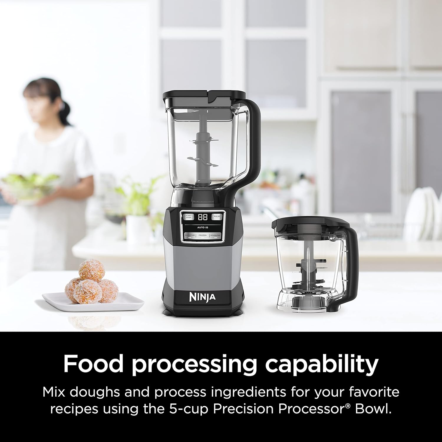 A blender on a counter  Description automatically generated
