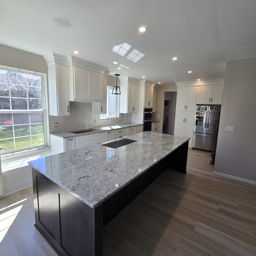 15 Photos of Granite Countertops That Add Luxury to Your Home 11 Via @ cggranite