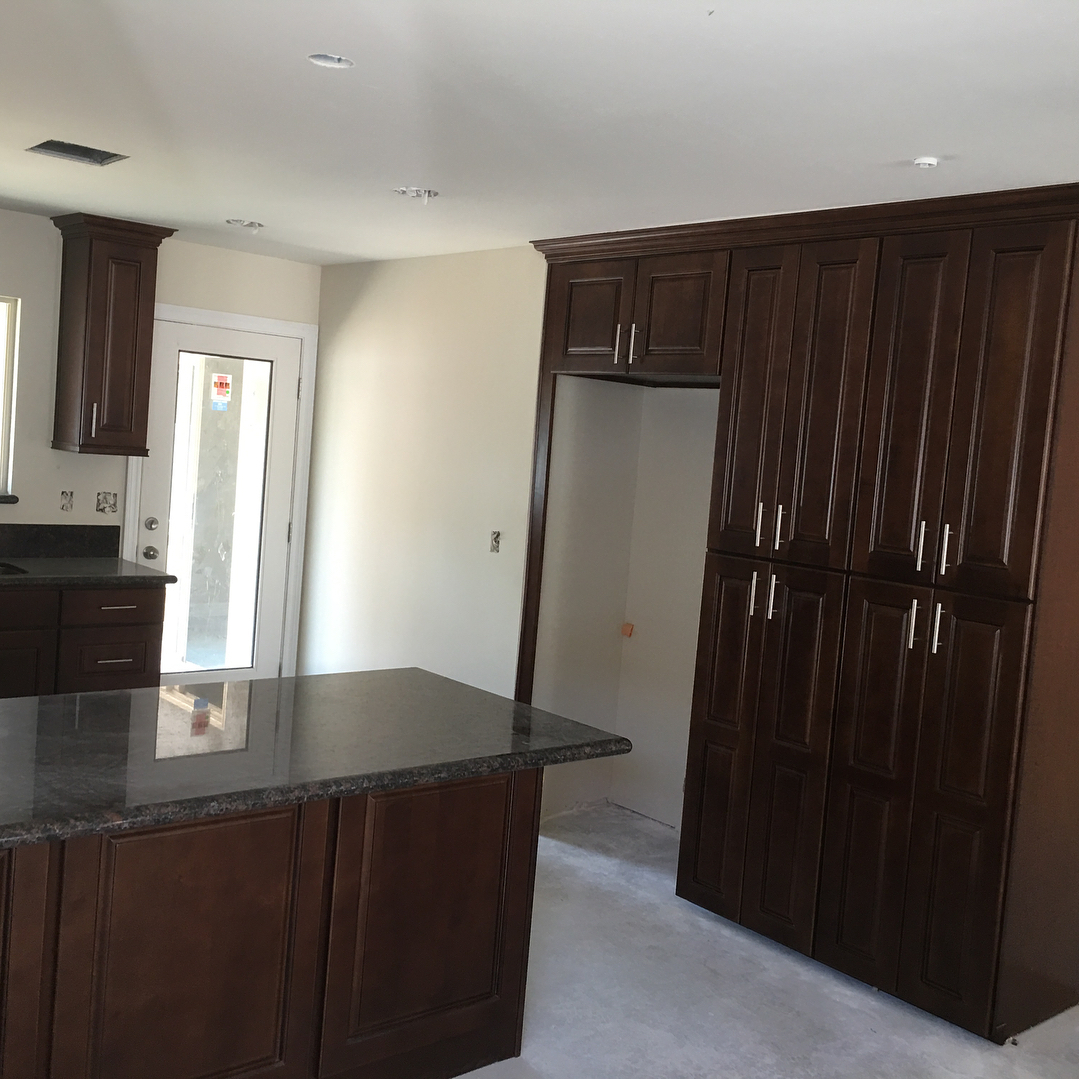 15 Photos of Granite Countertops That Add Luxury to Your Home 12 Via @ stone_age_granite